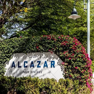 4* Otel Alcazar